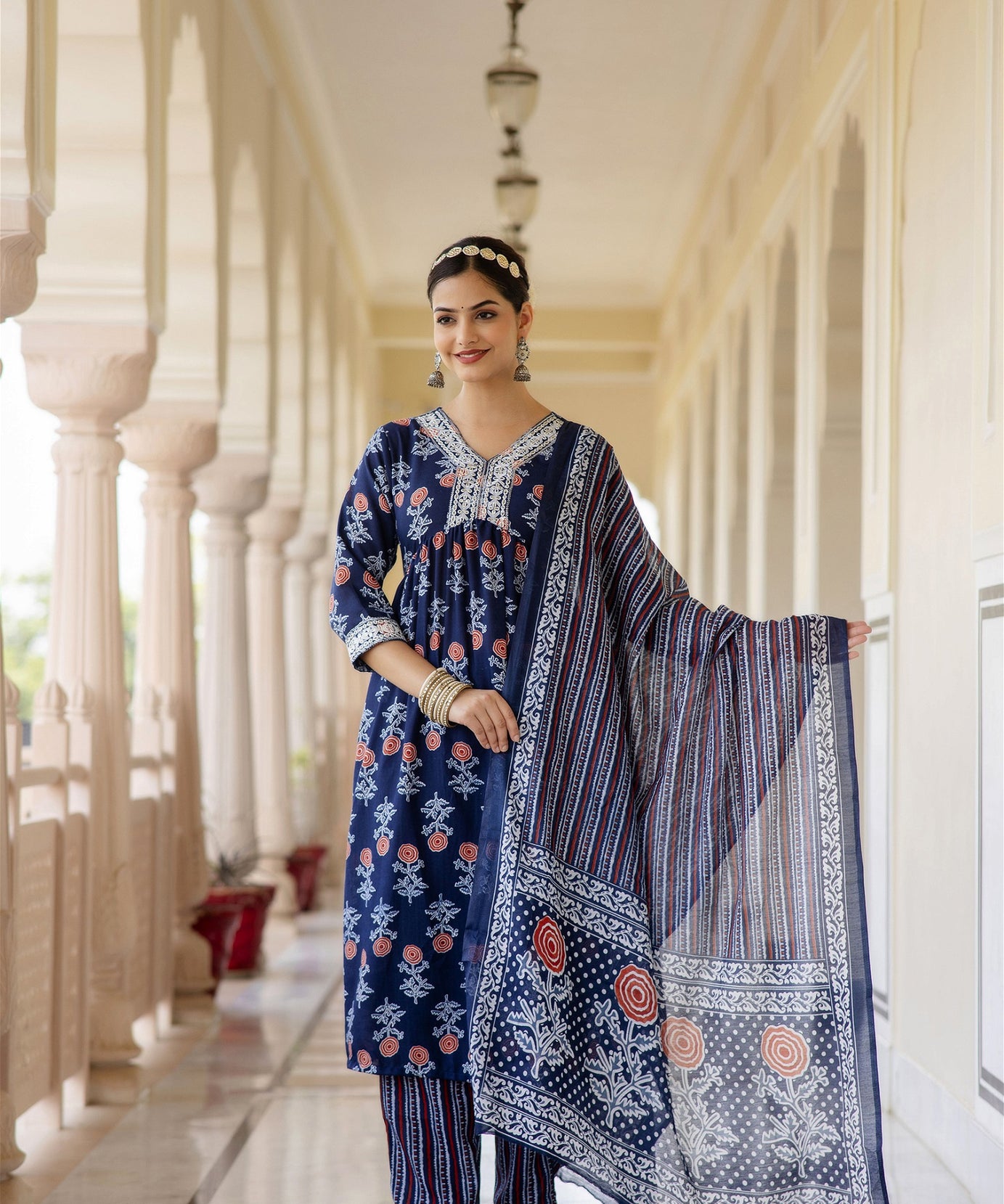 Exquisite Women's Embroidered Kurta and Pant Set With Dupatta