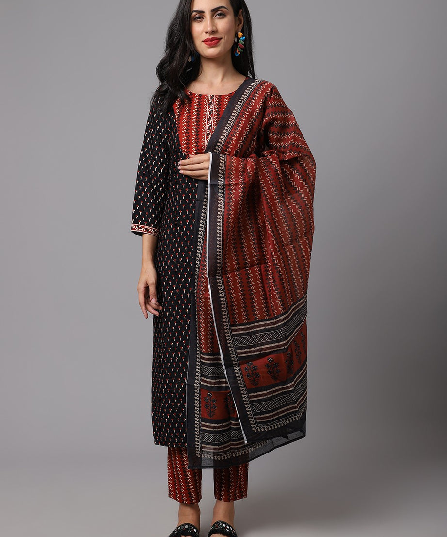 Women Printed Kurta and Pant Set with Dupatta