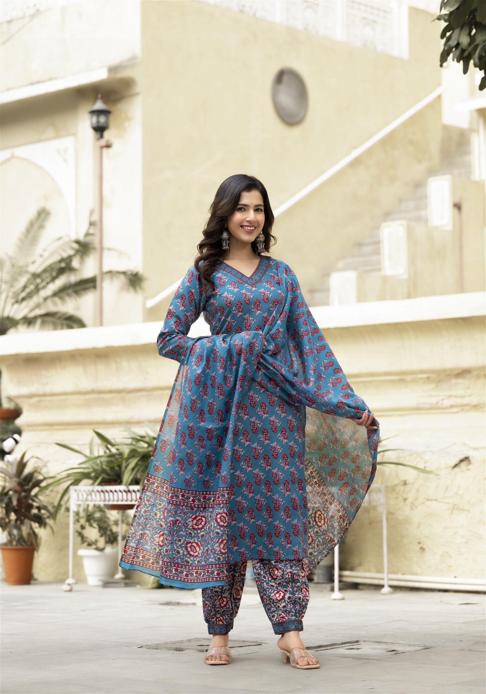 Everyday Chic Kurta Set with Bottom and Dupatta for Womenily Wear Kurta set With Bottom and Dupatta set for Women